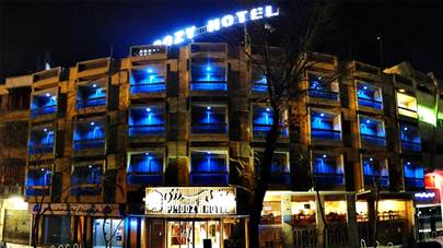 نمای بیرونی هتل پیروزی اصفهان نمای بیرونی هتل پیروزی اصفهان